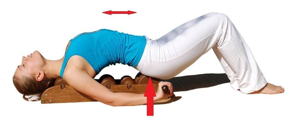 Massaggiatore per il trattamento dell'osteocondrosi spinale